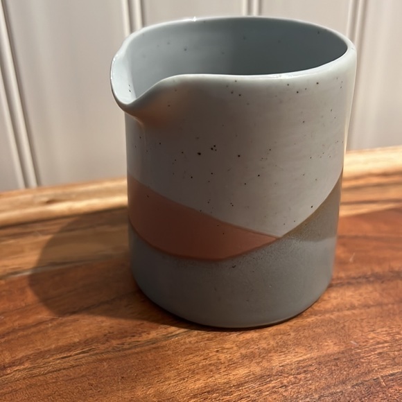 NWT Hearth & Hand with Magnolia Stoneware Creamer Container 2020 Edition - Picture 2 of 7